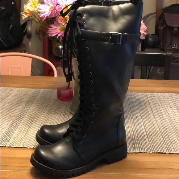 volatile combat boots